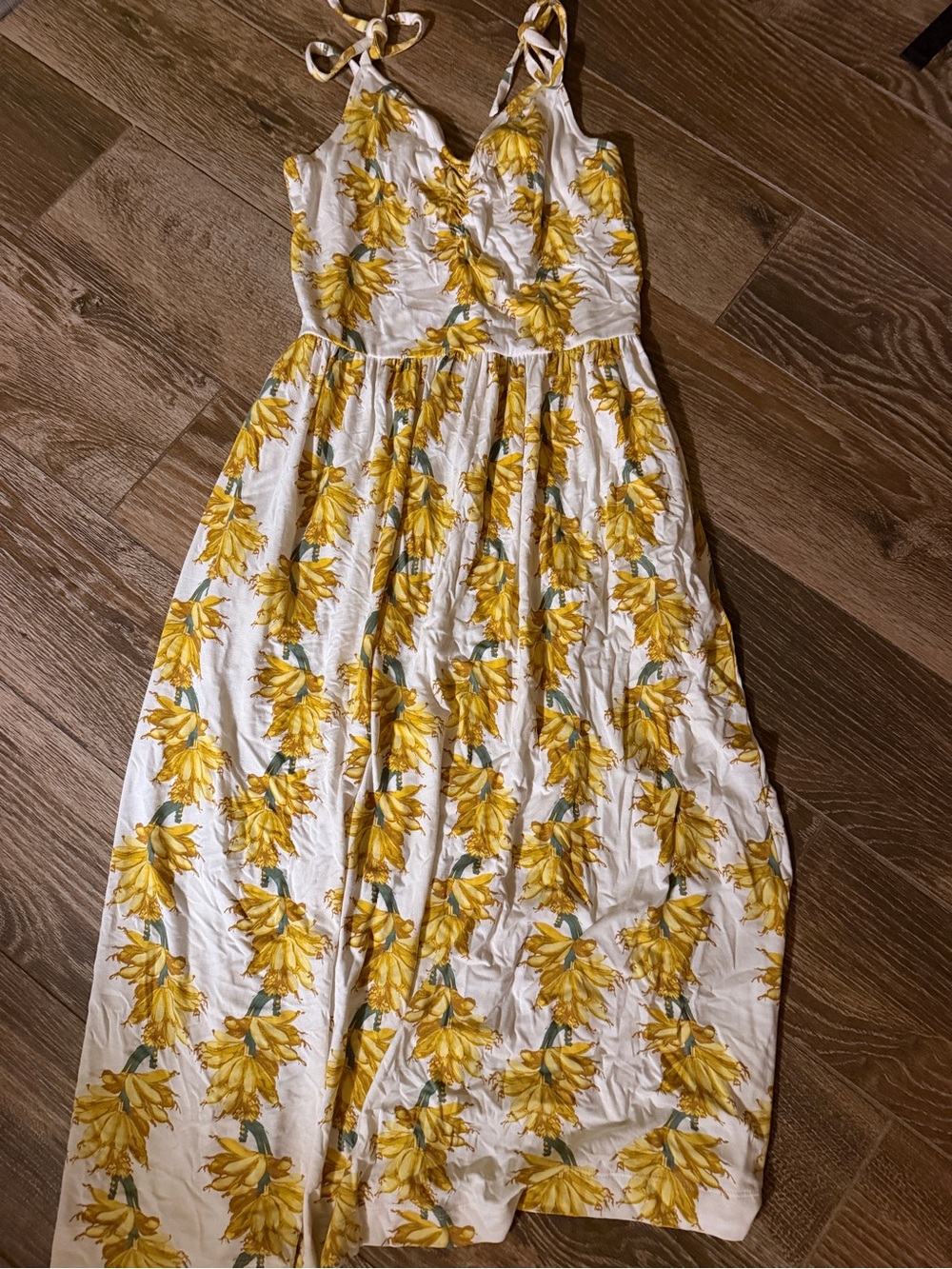 Kate Quinn banana bunch dress Xanax